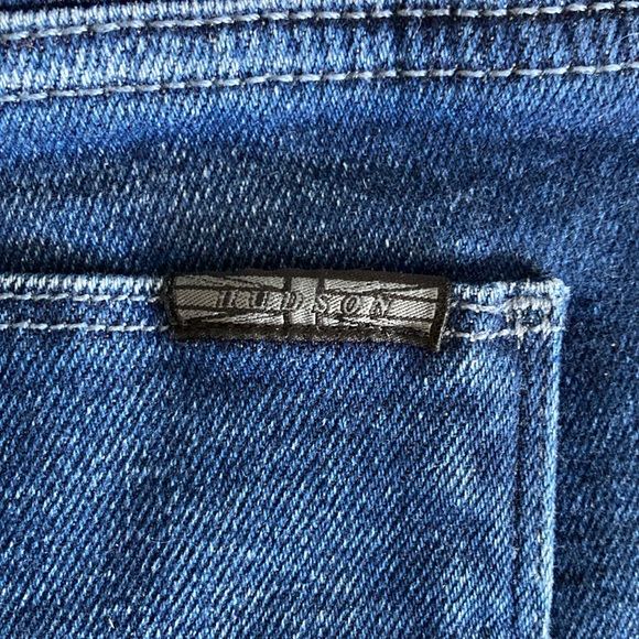 HUDSON Kenzie Cut Off Low Rise Jean Shorts - Picture 4 of 8